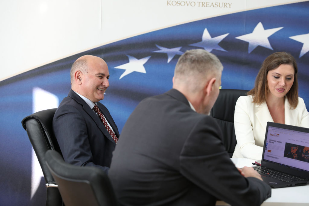 Reunião com o novo primeiro-ministro do Kosovo